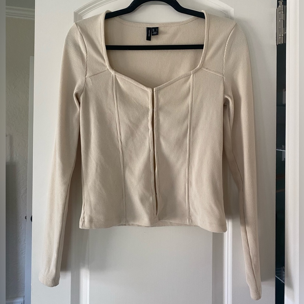 Aritzia Cream Long Sleeve